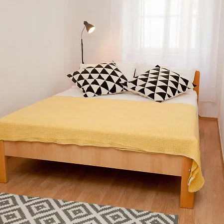 Bbridge Apartment